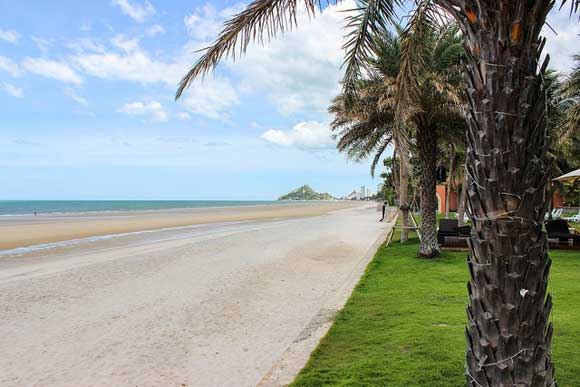 moving to Thailand retiring in Hua Hin